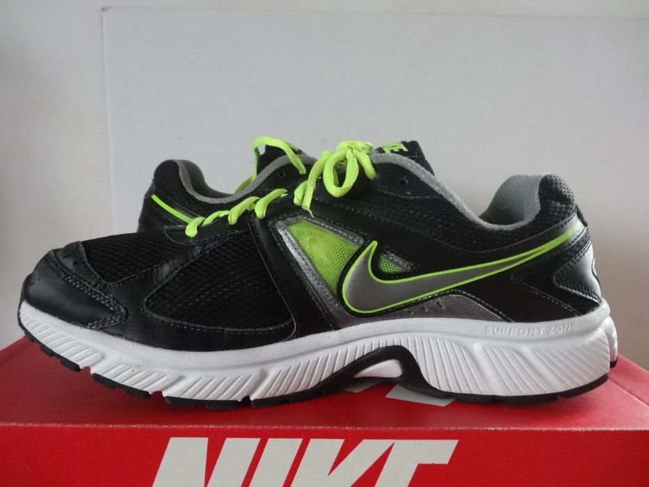 Buty Nike DART 9 roz 45,5 Bieganie Sportowe Adidasy
