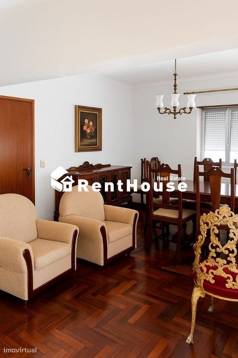 Moradia muito bem localizada