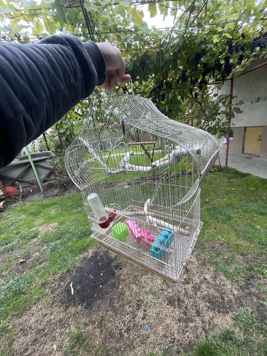 Клетка для попугаев