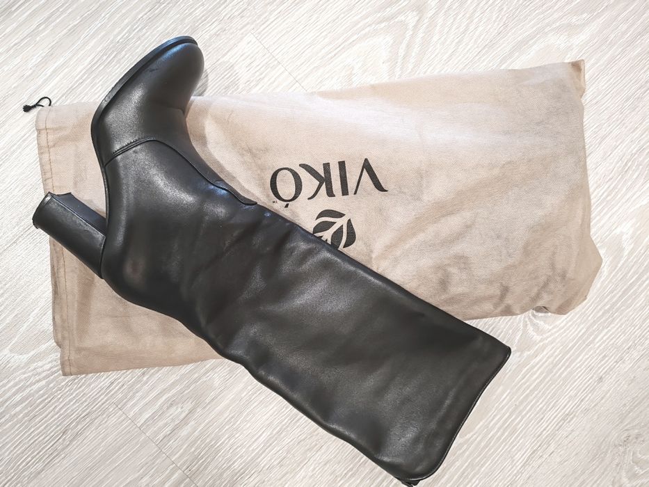 Чоботи шкіряні жіночі