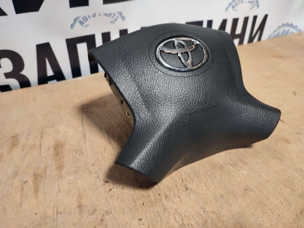 Подушка безпеки керма руля airbag водія Toyota Avensis T25 2005-2009