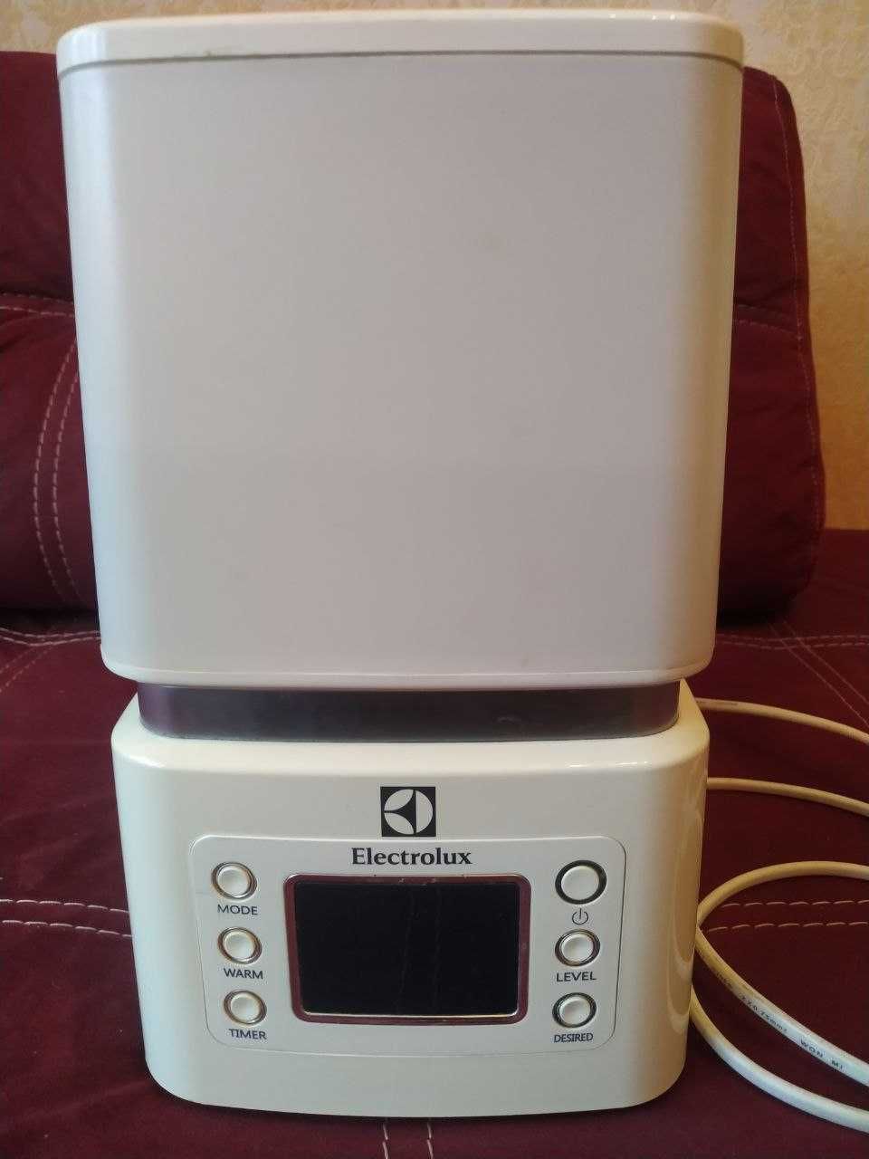 Увлажнитель ELECTROLUX EHU-3510D