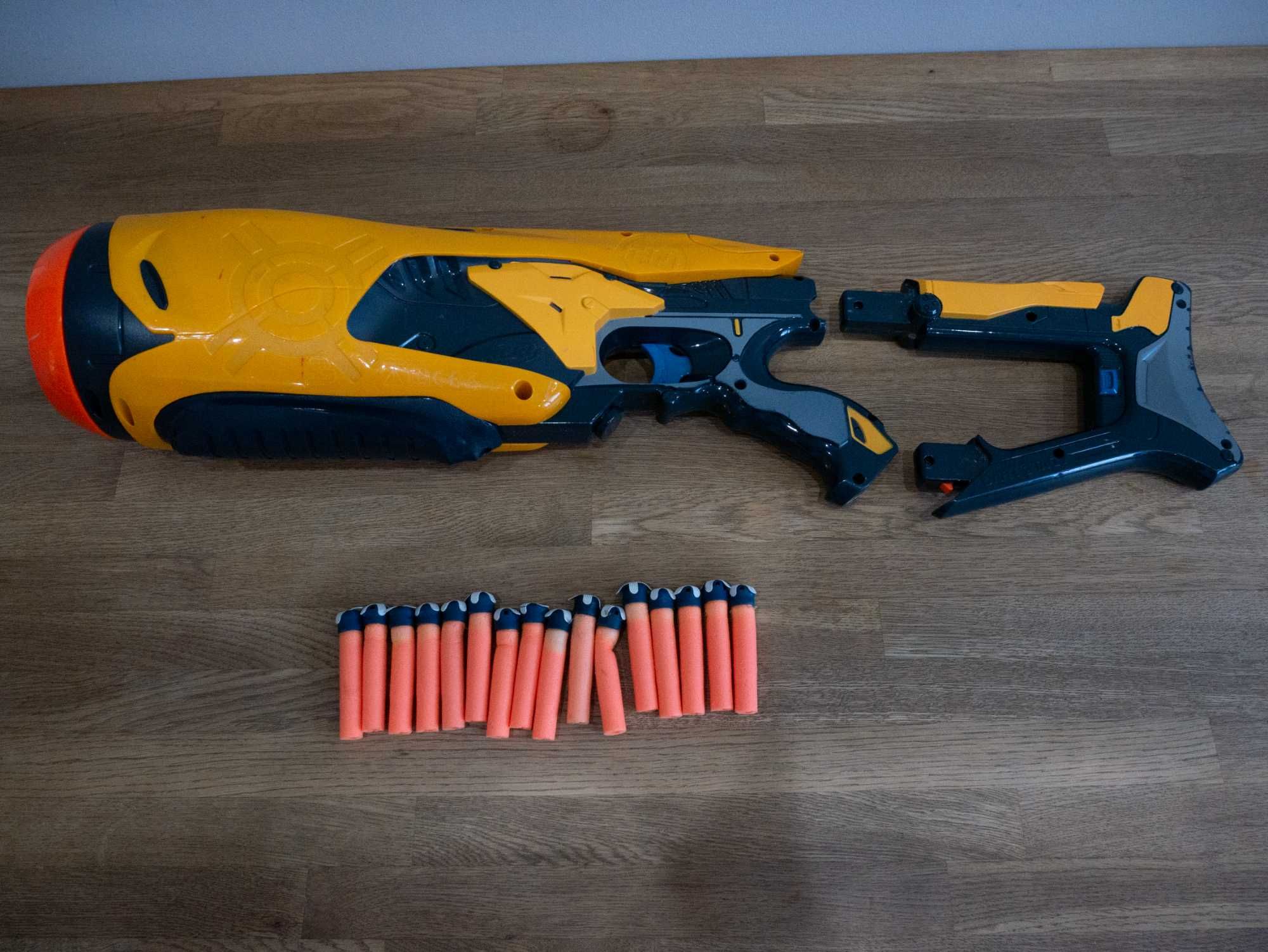 NERF Dart Tag Swarmfire + 16 strzałek