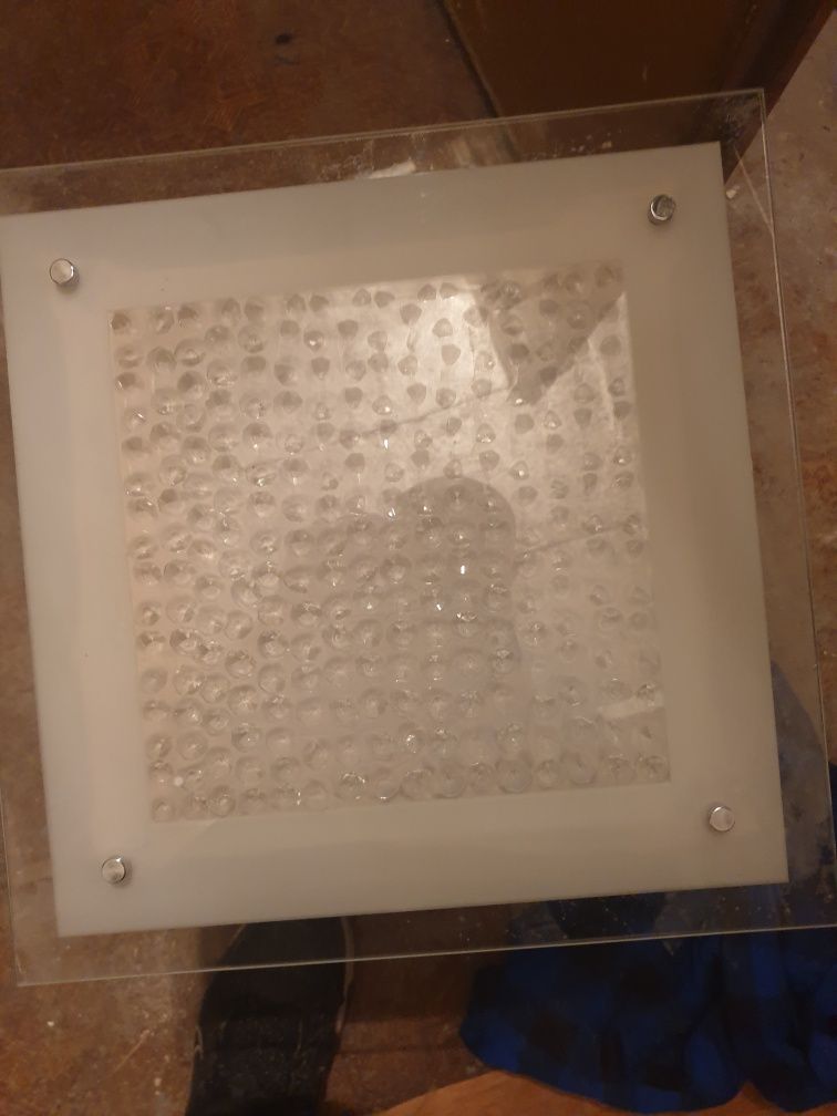 Lampa łazienkową