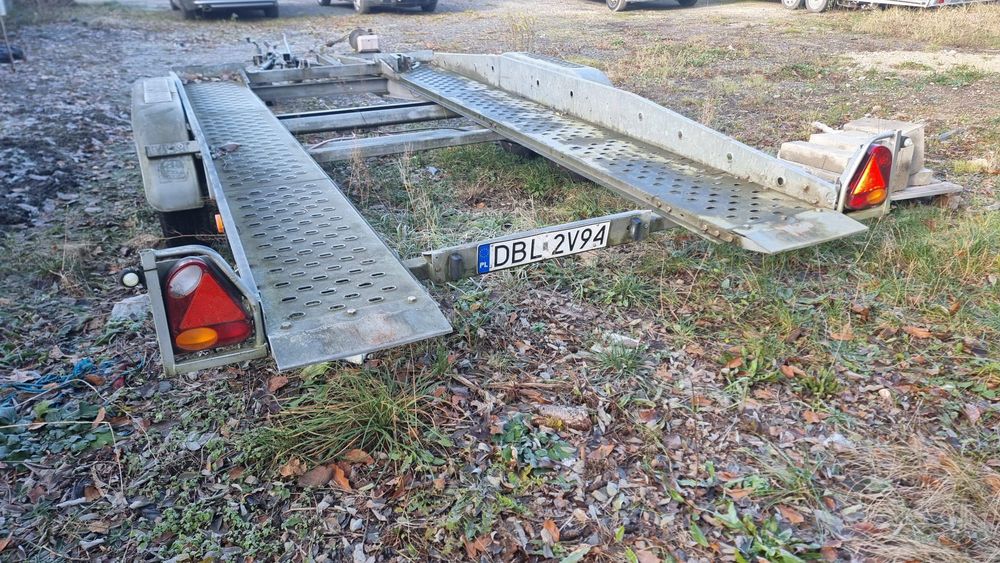 Przyczepa Laweta Thule Trailers 2005