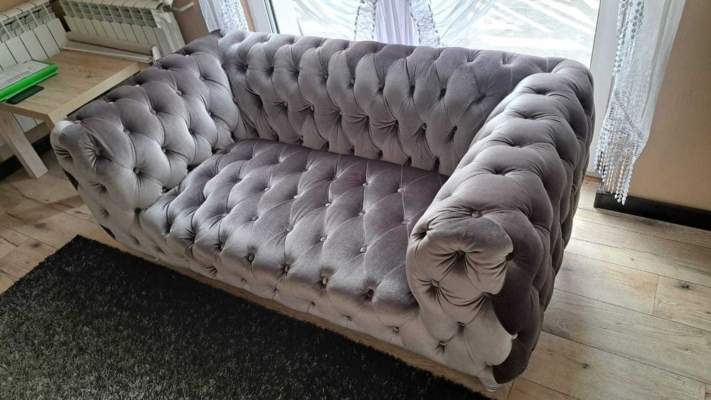 Sprzedam sofę Chesterfield 1700