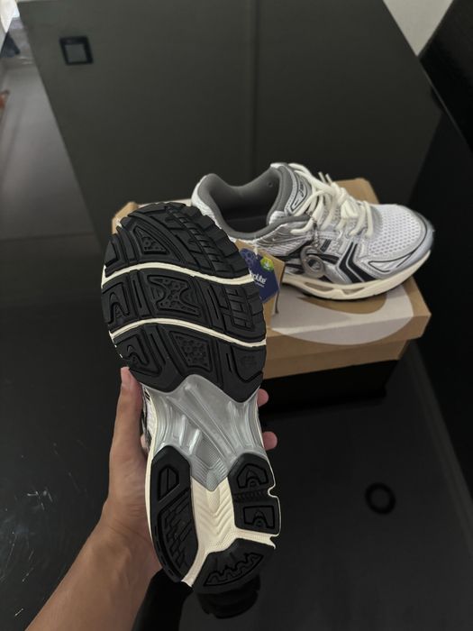 Asics Gel Kayano-14