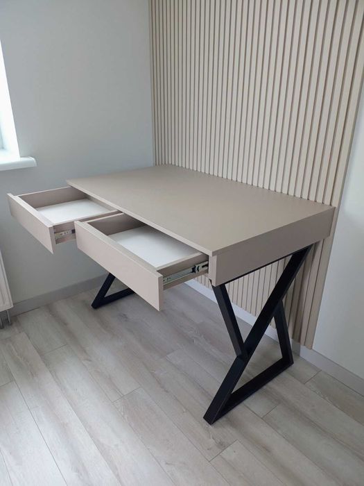 стол компьютерный