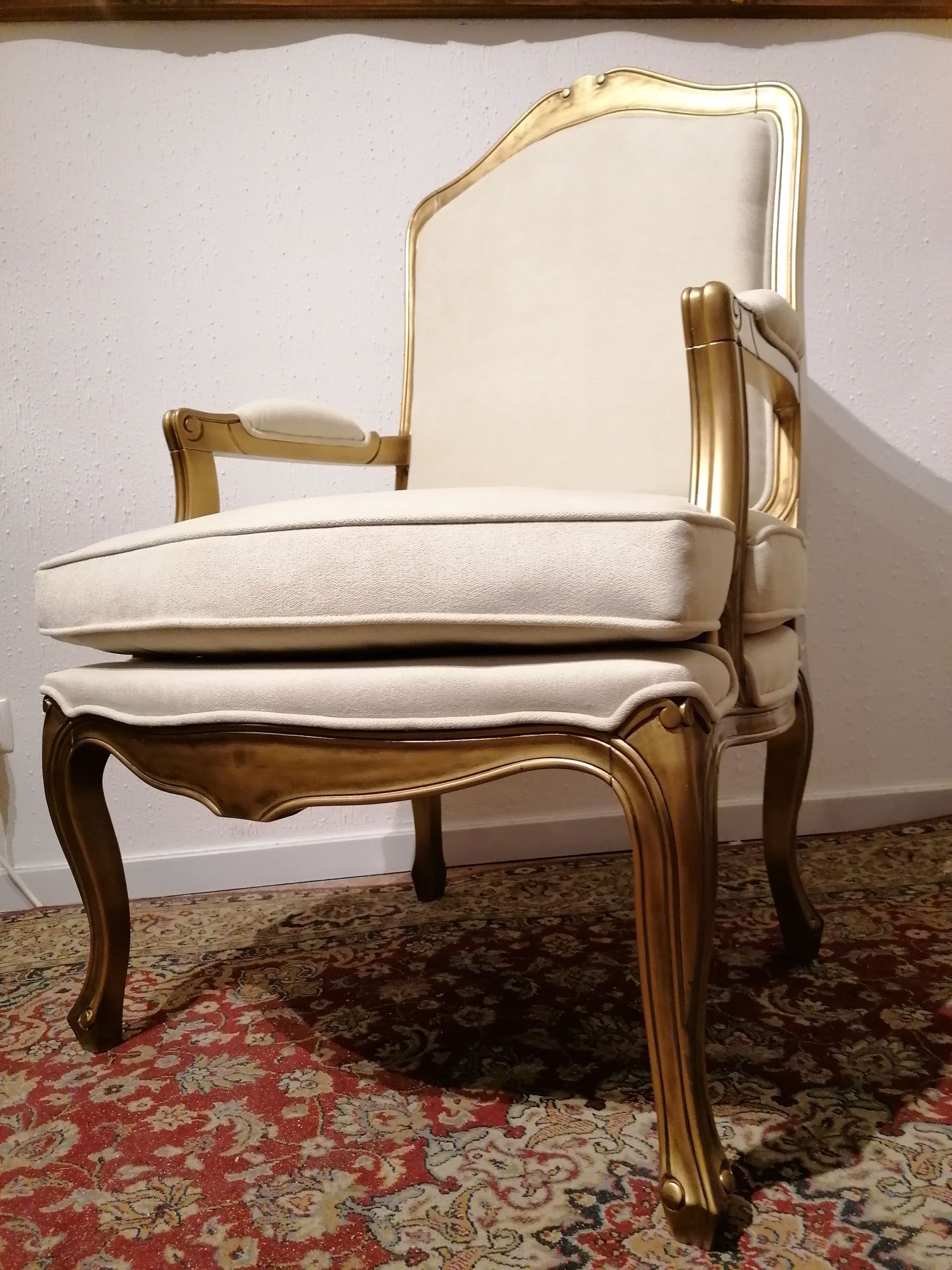 Bergère (ou Cadeirão, Poltrona, Cadeira de braços), estilo Luís XV