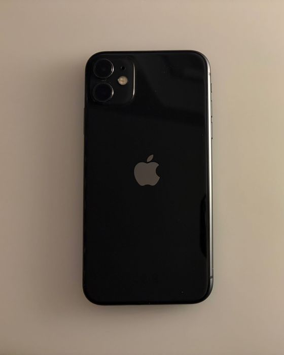 iPhone 11 64gb dobry stan