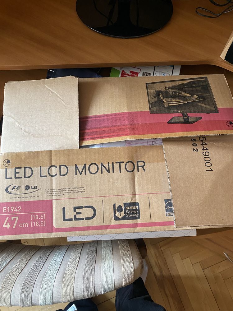 Монітор LG, 18,5 дюймів
