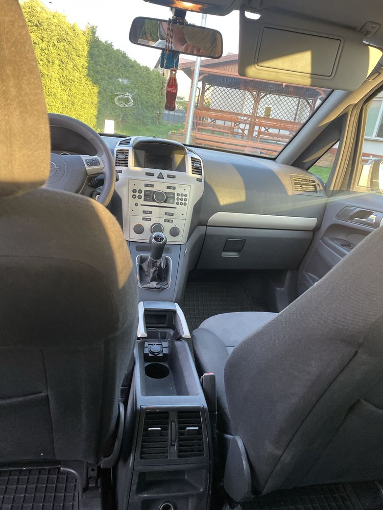 Opel Zafira 2008, 1.9 CDTI, 7 osobowy, hak