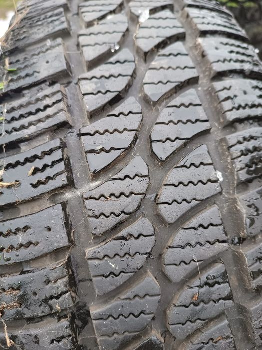 Opony do busa- komplet