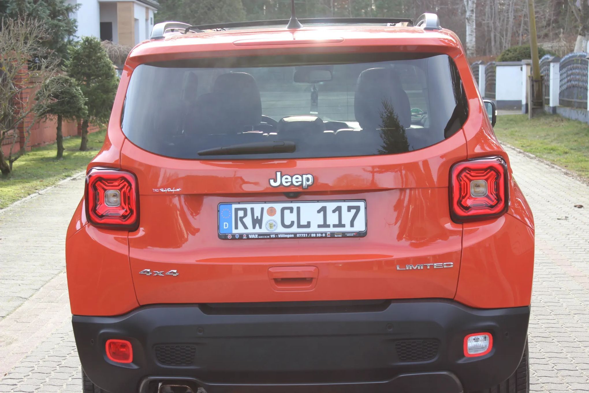 Jeep Renegade Panorama FULL-FED Radar Kamera Navi Skóry Tempomat 4x4
