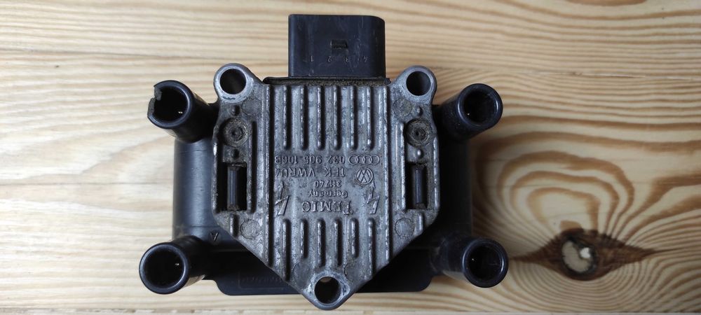 Катушка зажигания Котушка запалювання  Skoda   Шкода Октавия Оригинал