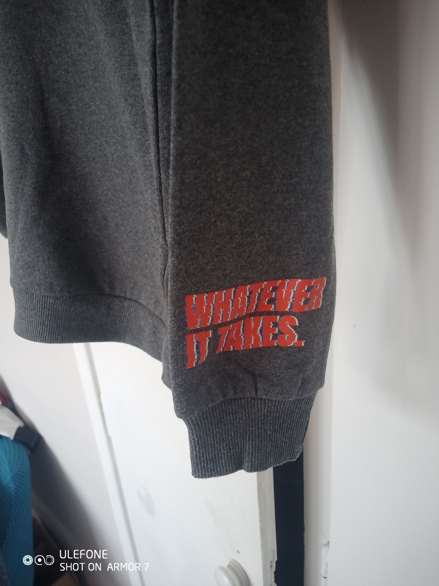 Bluza Avengers rozmiar 140