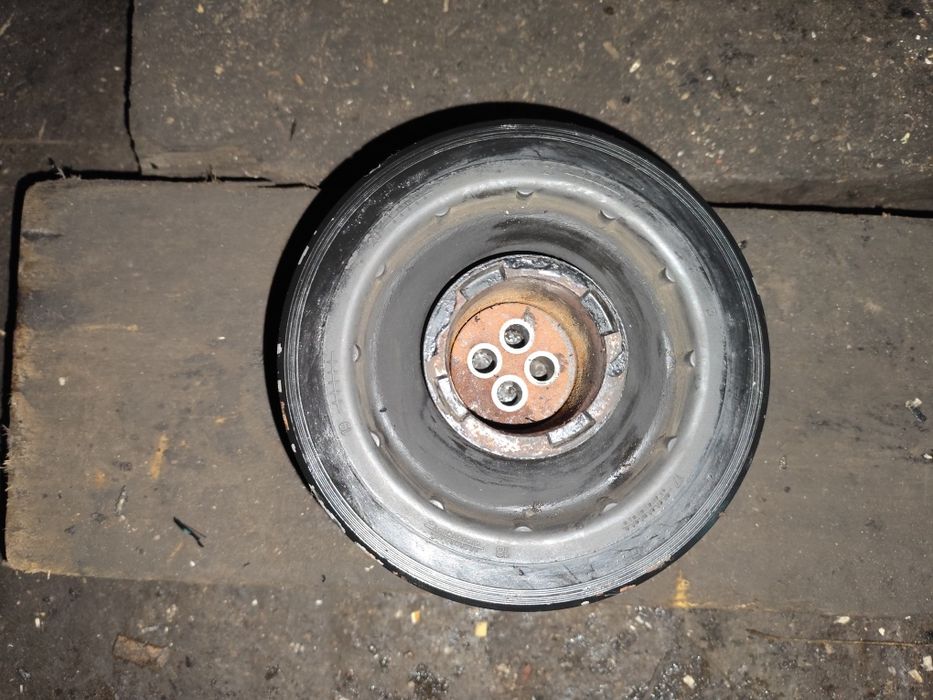 BMW E61 E60 530D koło pasowe wału korbowego