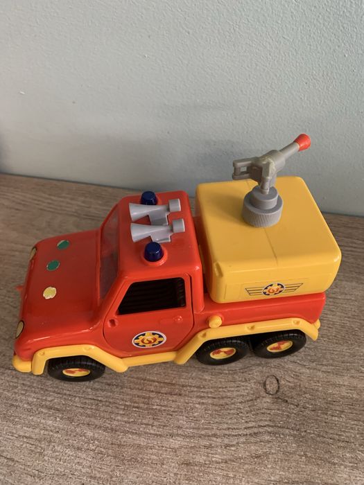 Zestaw aut strażak sam