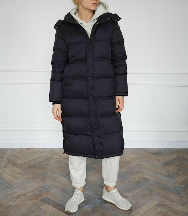 Классический длинный стеганый пуховик на все времена