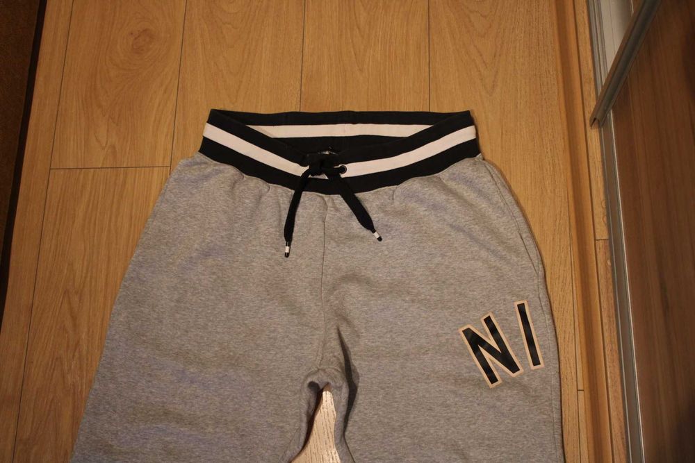 Świetne Spodnie dresowe,męskie,NIKE,roz.L,szare