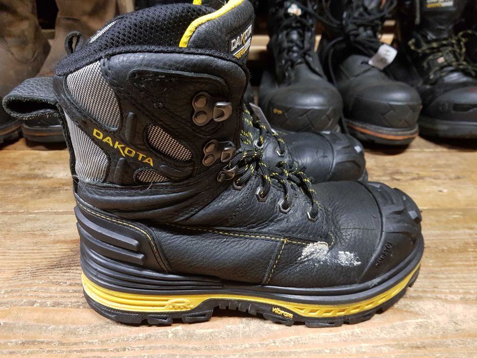 Buty robocze DAKOTA rozm 41 wkł 27 cm S3