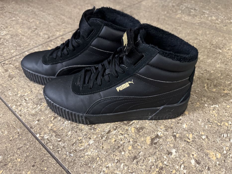 Чоботи жіночі осінь зима 39 розмір Puma