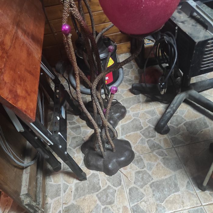 Candeeiros rosa de pé alto