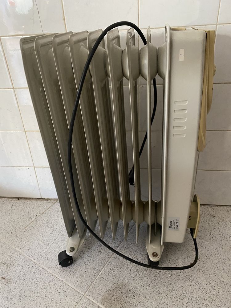 Aquecedor a óleo