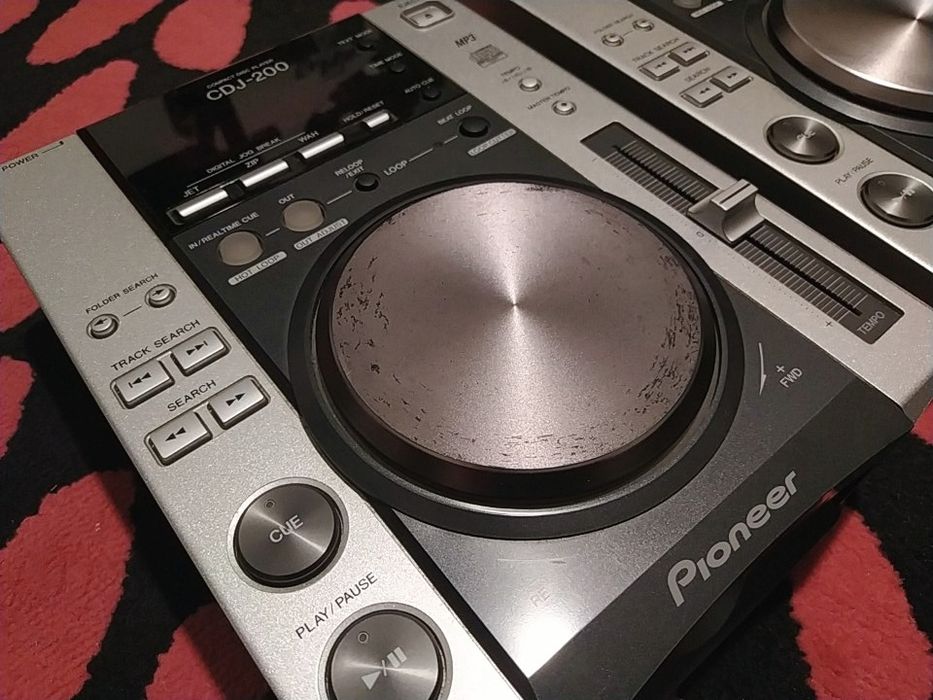 CDJ 200 Pioneer - Como novos!
