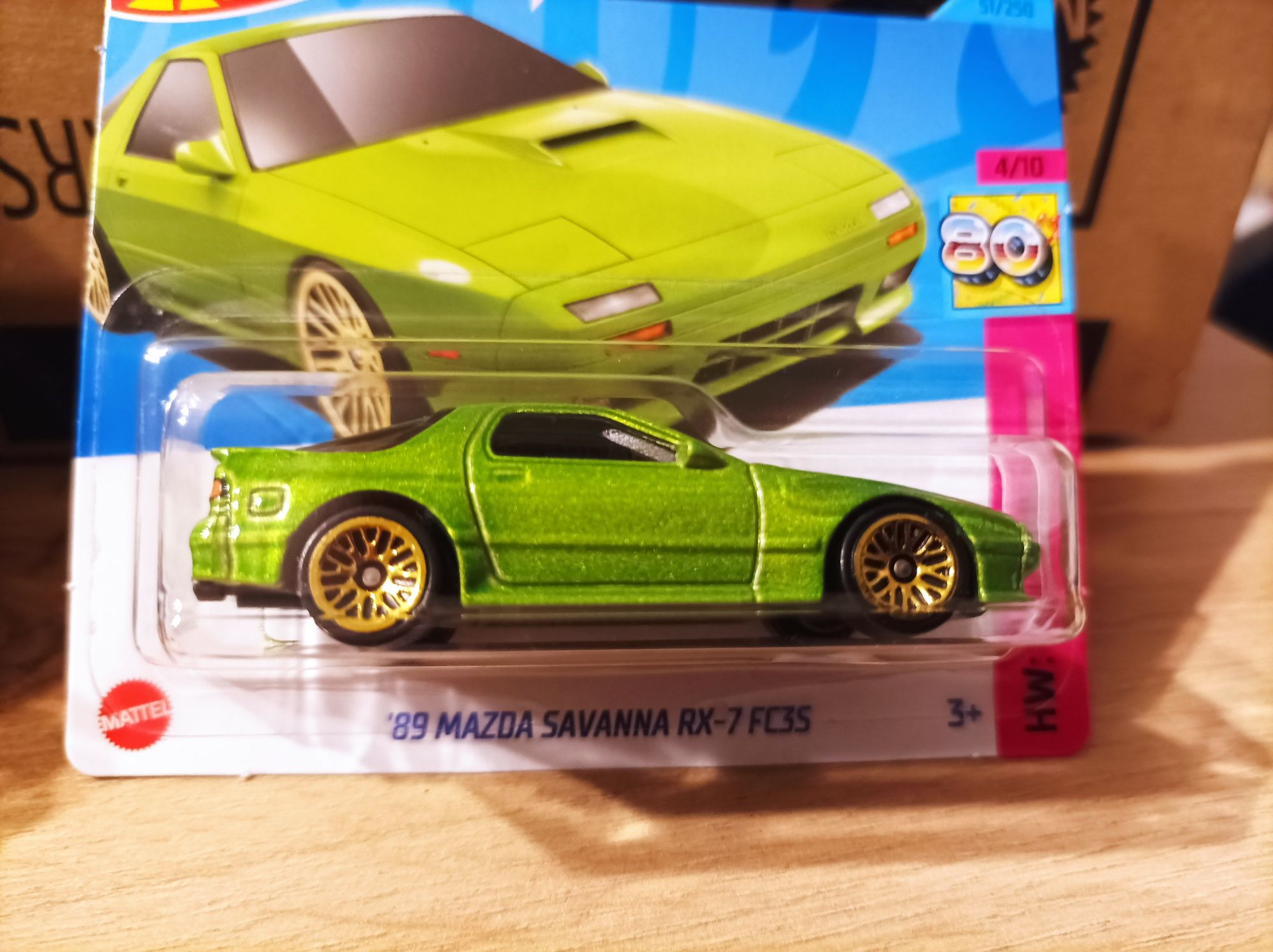 4 modele Hot Wheels kultowych samochodów japońskich