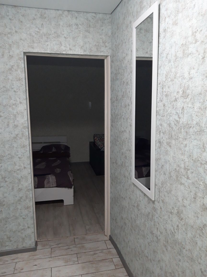Квартира почасово посуточно 2 комнаты возле Солнечной галлереи, Тысячк