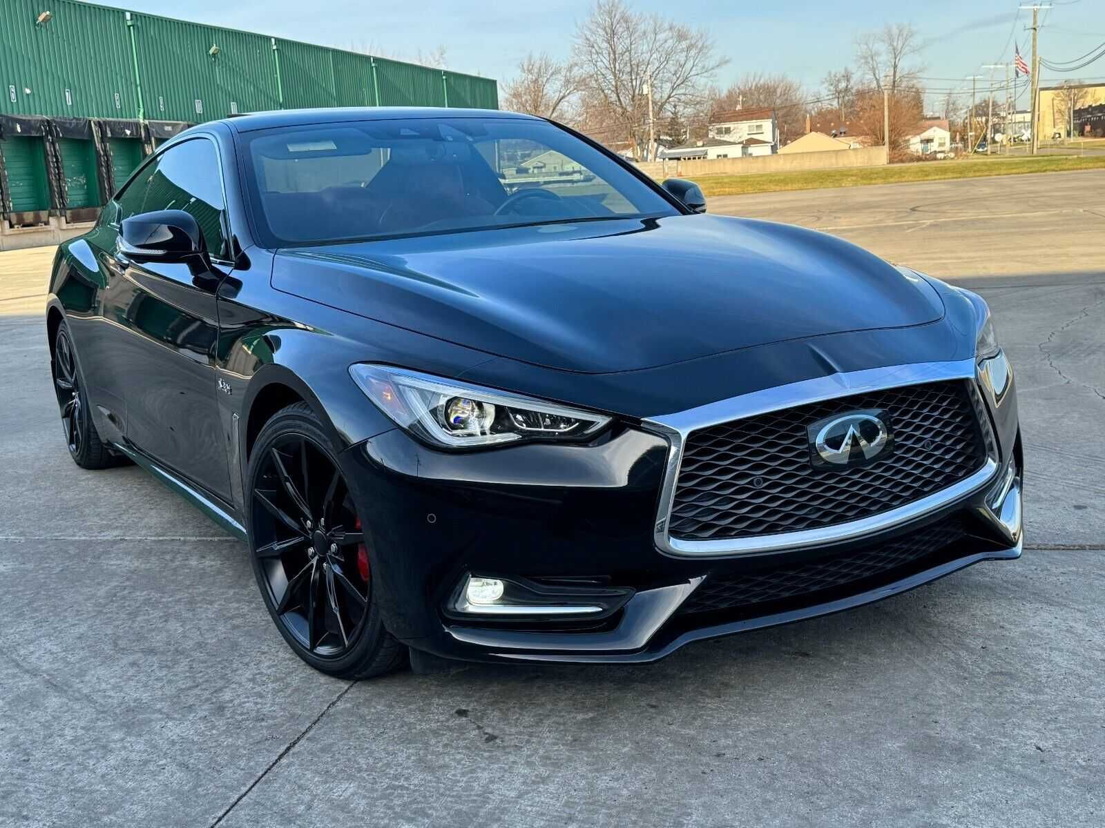 2019 Infiniti Q60 RED