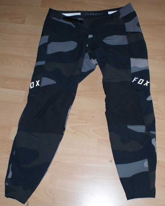Spodnie rowerowe FOX Defend r.36