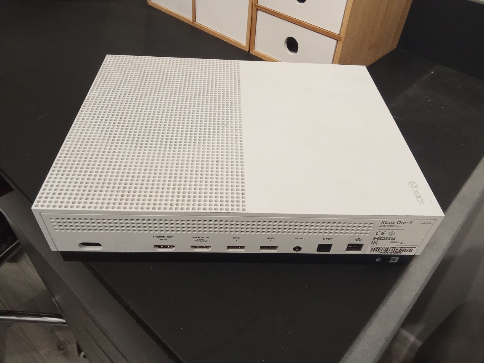 Xbox One S , 2 pady i GTA5 AKTUALNE