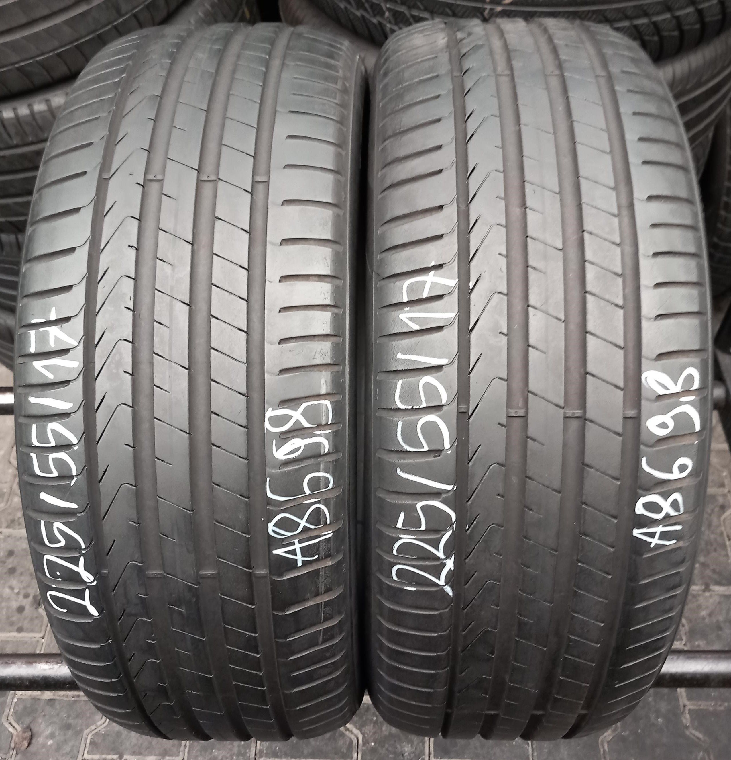 225/55/17 Pirelli Cinturato P7 P7C2 MO 97Y