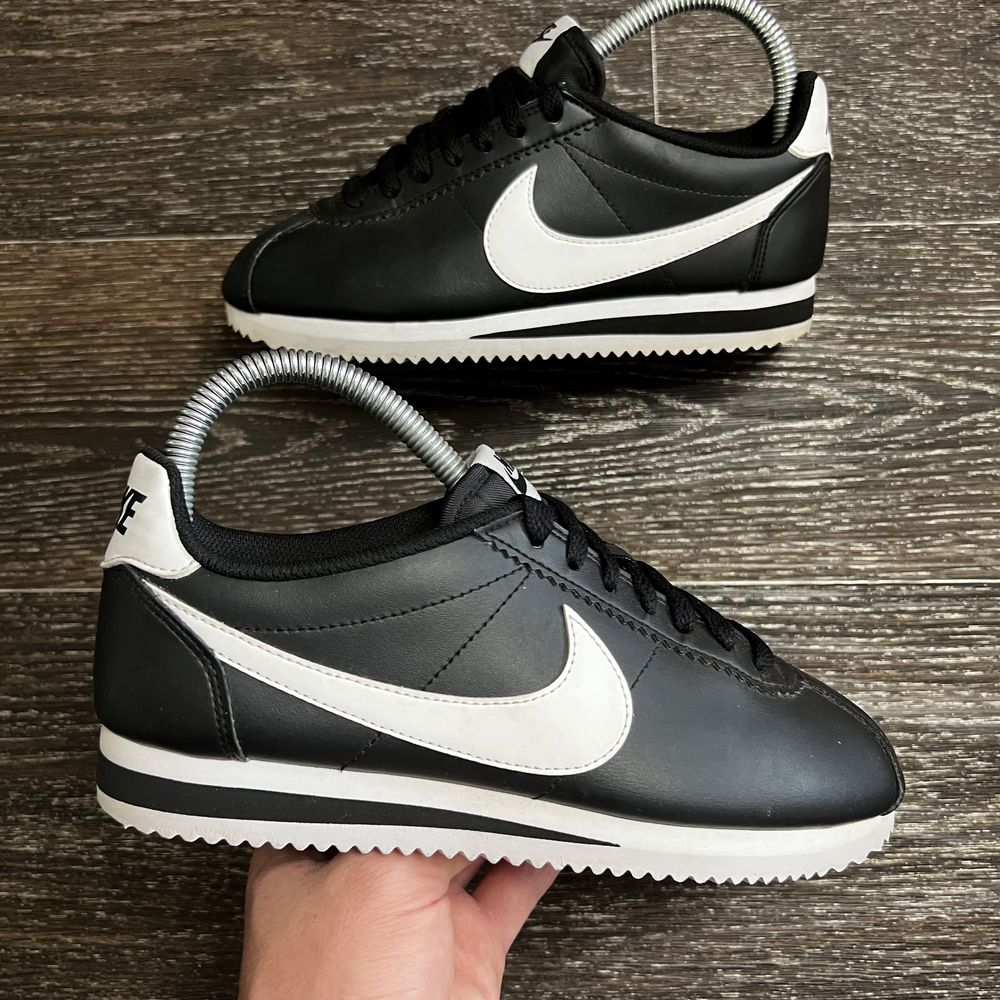 Nike Classic Cortez оригінальні жіночі кросівки найк Кортез женские