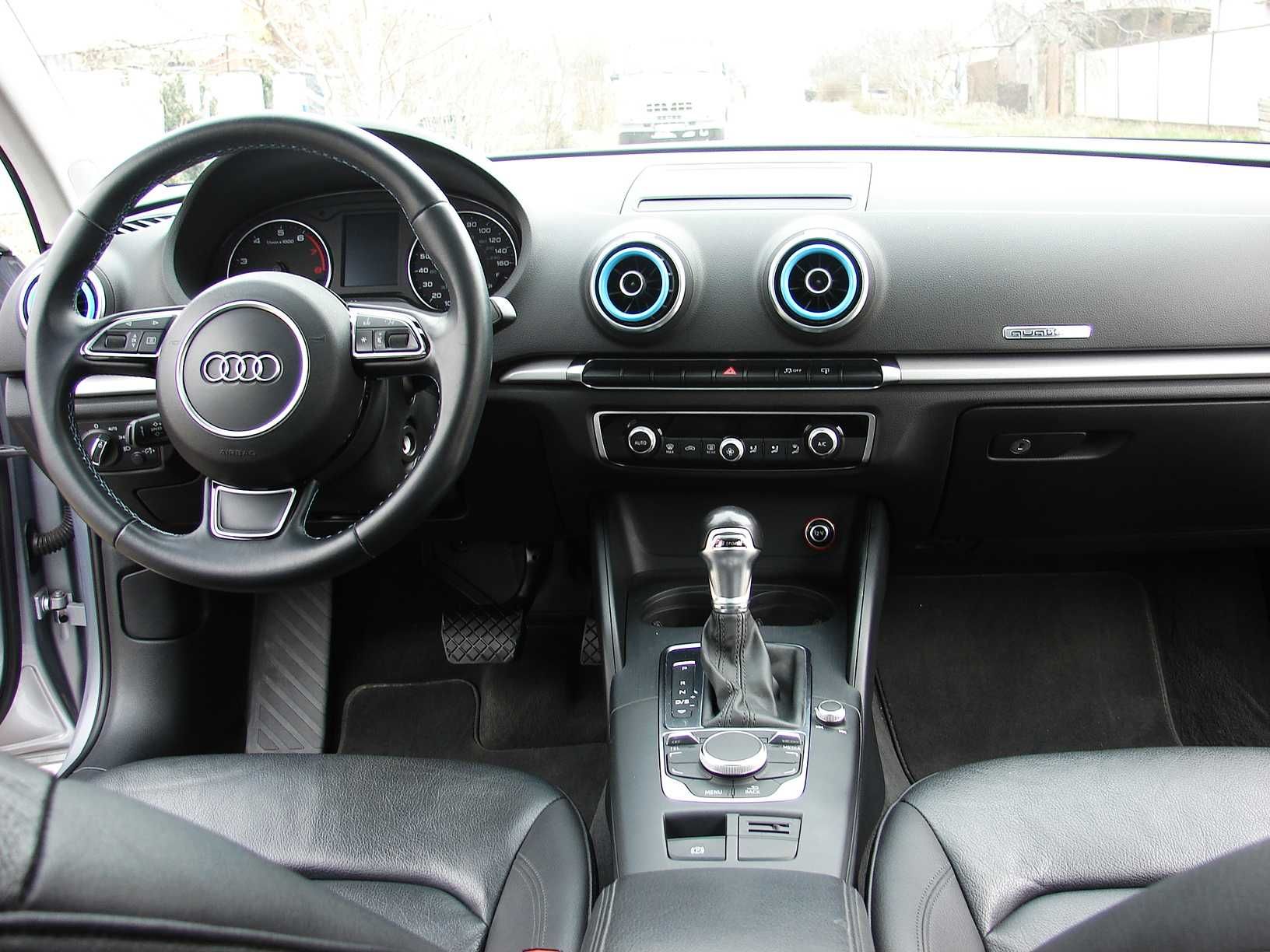 Audi A3 Quattro, кожа, панорама, MAXIMAL  (2015 год)