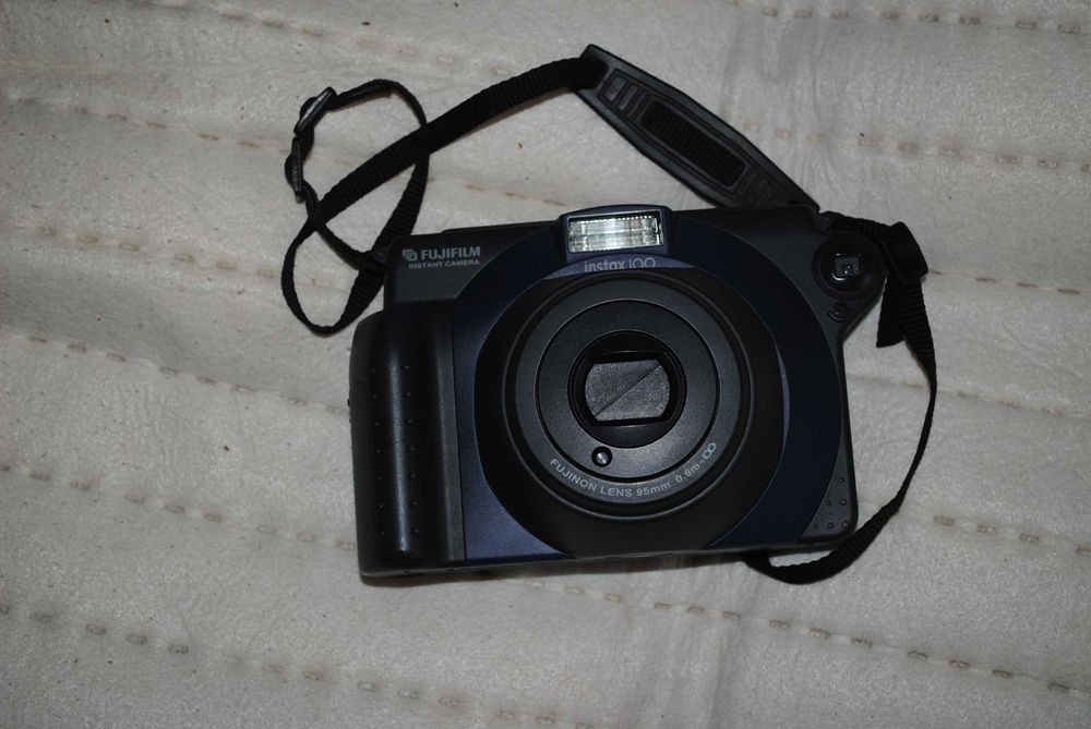 Fujifilm InstaxWide 100