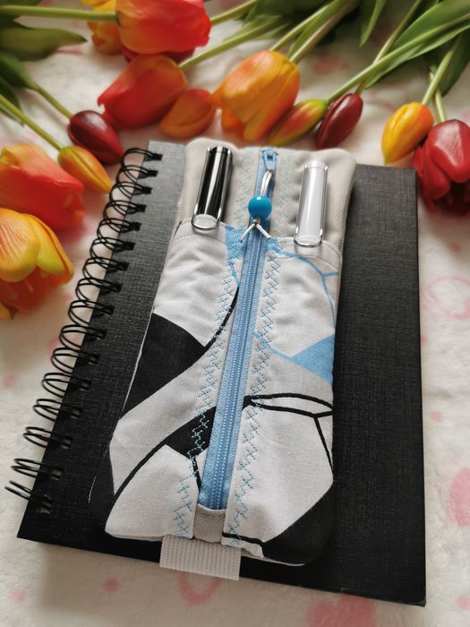 Piórnik na gumce na notatnik hand made