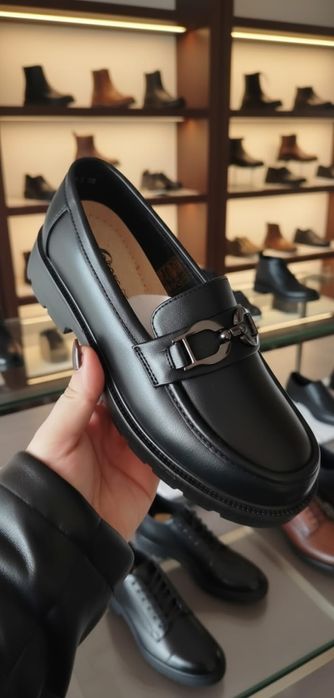 Sapato feminino preto tipo loafers 40 novos