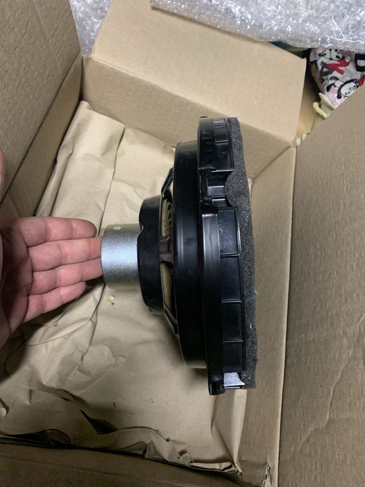 Динамик сабвуфер alfa romeo