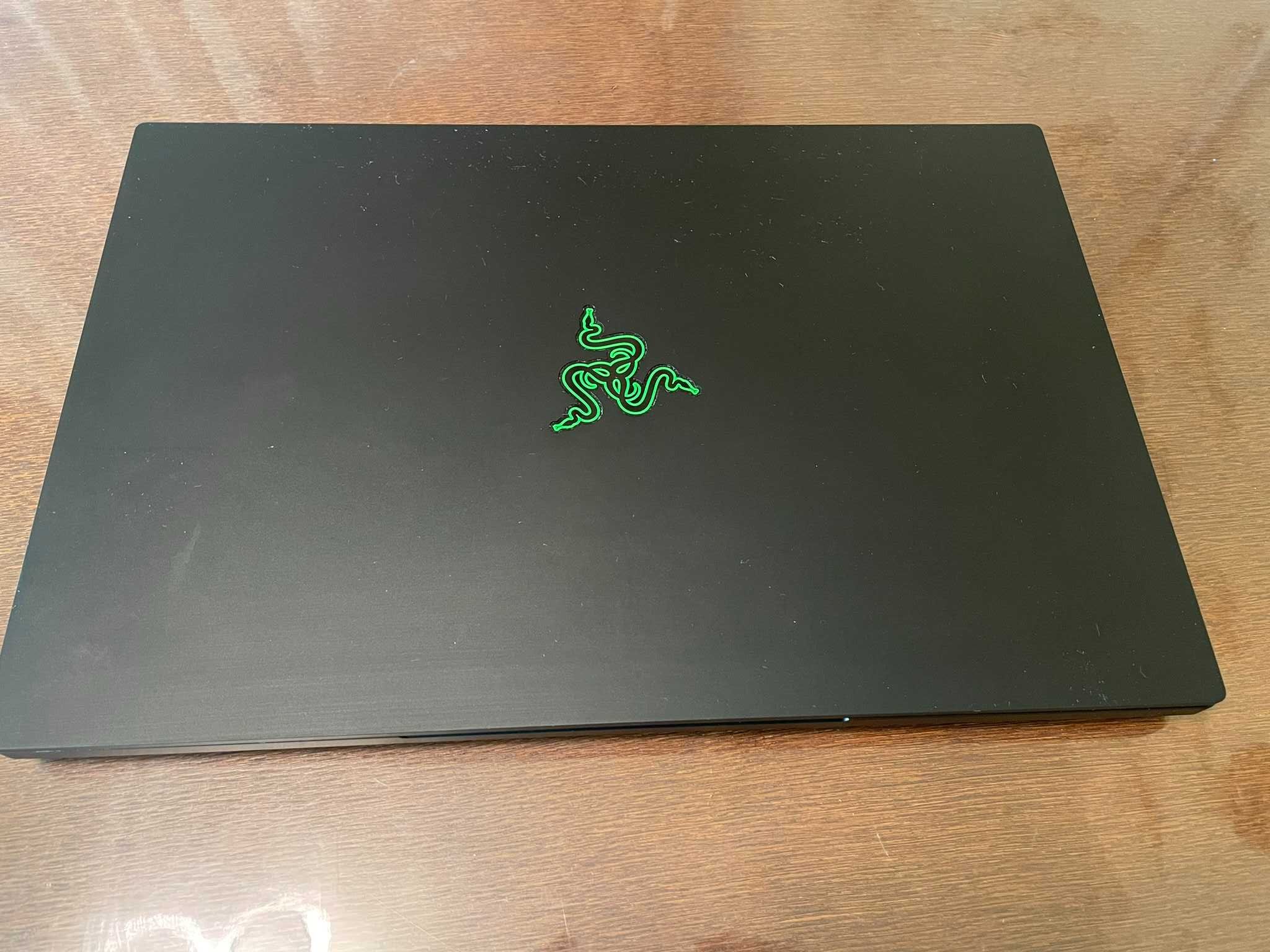 Ноутбук 15" FHD Razer Blade 15 (i7-10750H/16/SSD512/RTX 2070 8Gb)