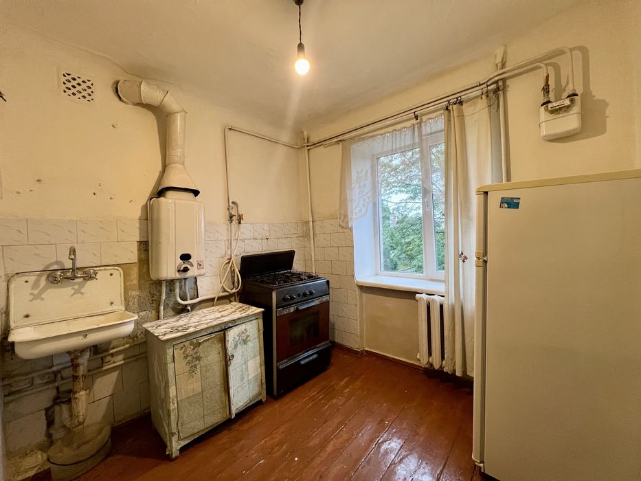 Продам 2-кім р-н Магнат.