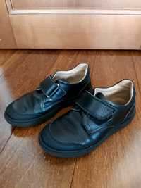 Фирменная обувь для мальчика 6-7лет