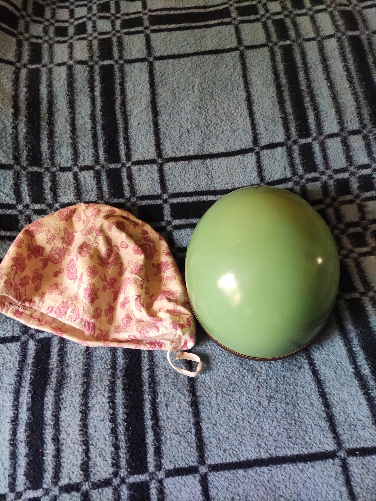 Orzeszek kask kolekcjonerski