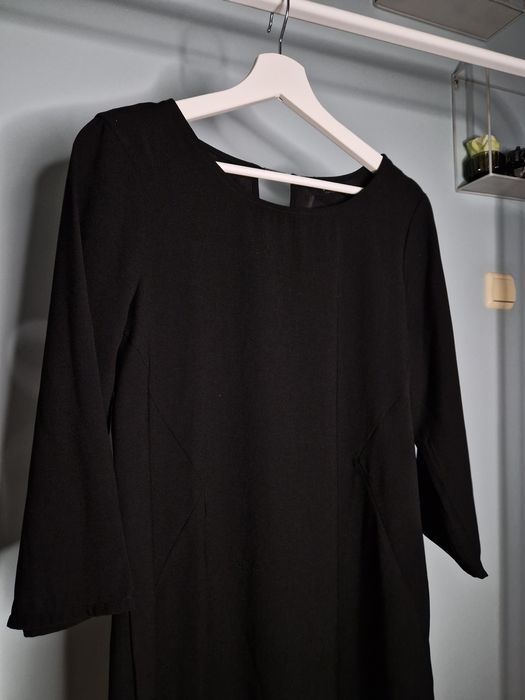 Czarna sukienka prosta klasyczna mała czarna elegancka Vila Clothes