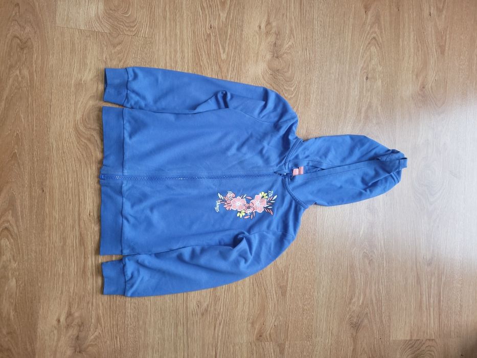 Bluza dziewczęca rozm. 110/116