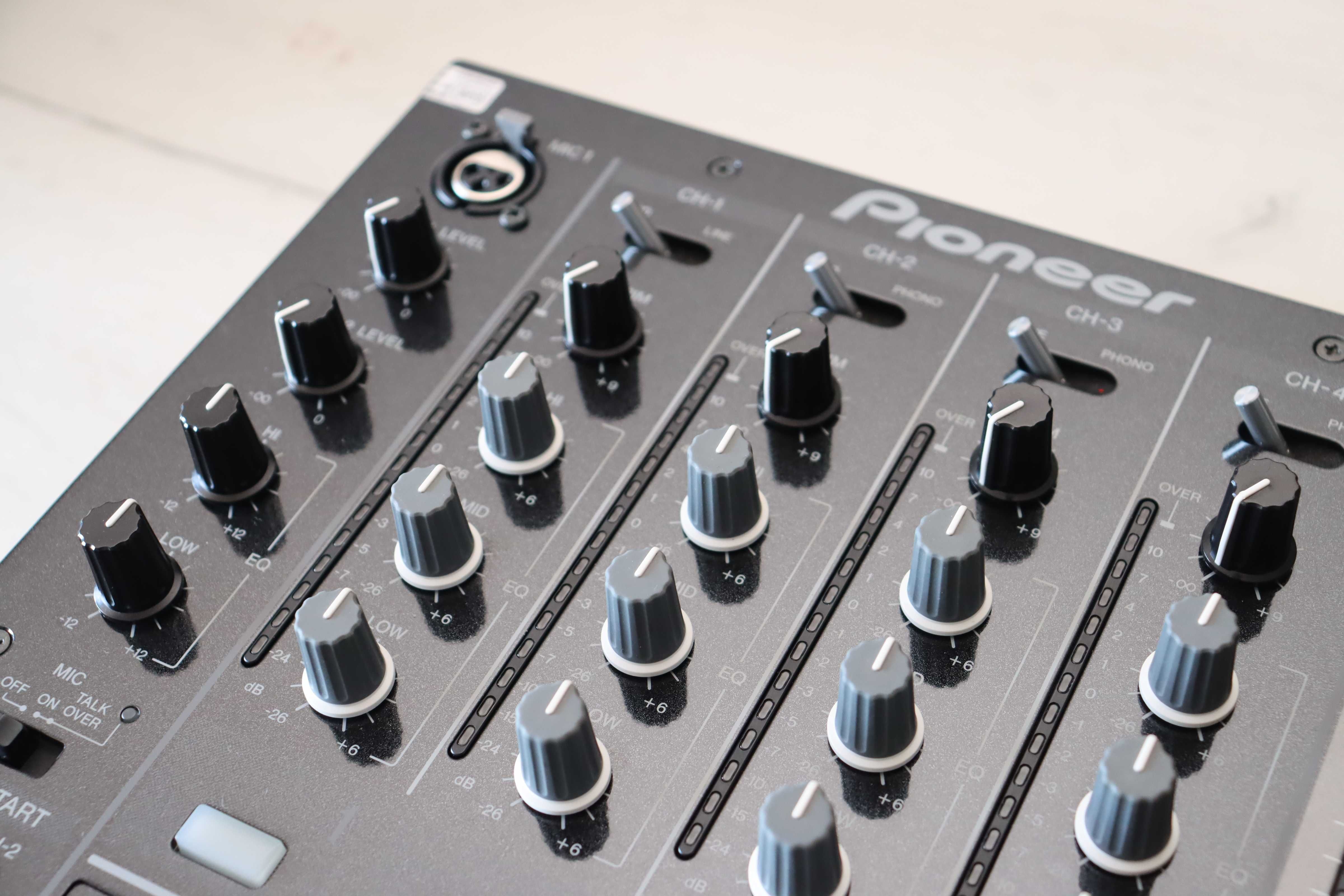 Pioneer DJM 700 Mikser idealny stan gwarancja