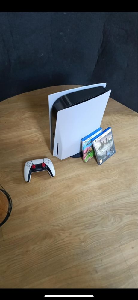 Playstation 5 z napedem