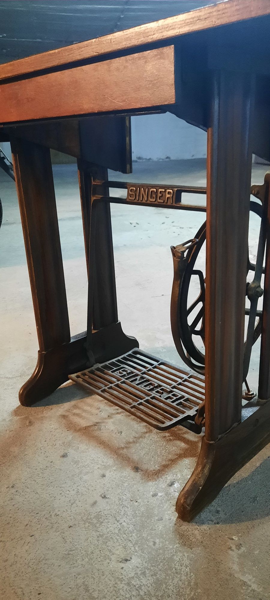 Mesa para máquina Singer